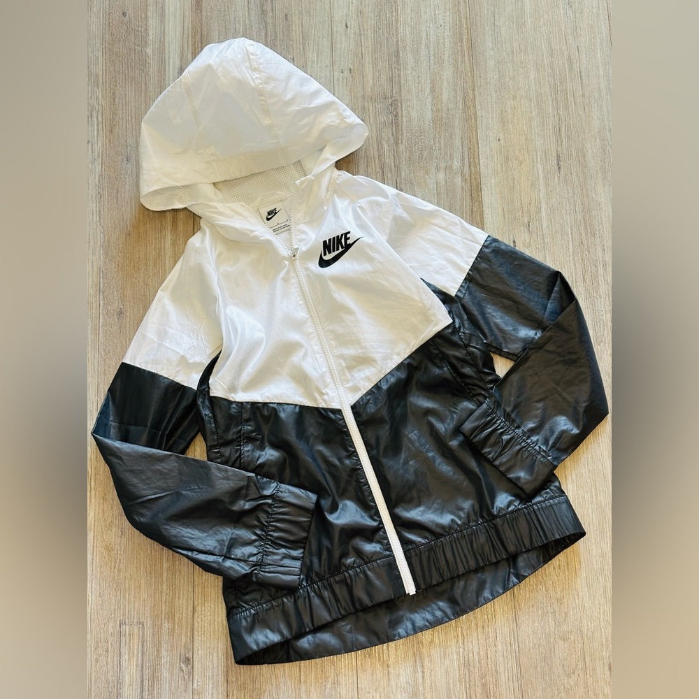 Nike Black and White Windbreaker Jacket